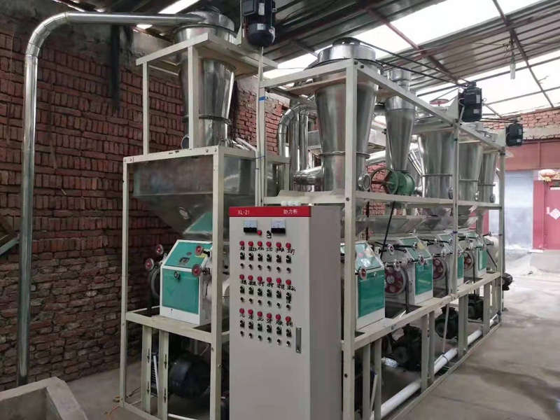 小型面粉機(jī)在使用時(shí)需要注意什么問(wèn)題？