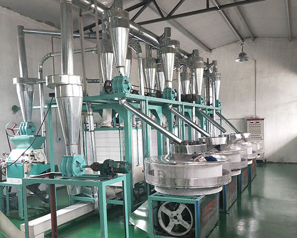 全自動石磨面粉機常見的問題，在您操作之前了解多少呢?石磨面粉機廠家鑫峰面粉機械廠為您講述